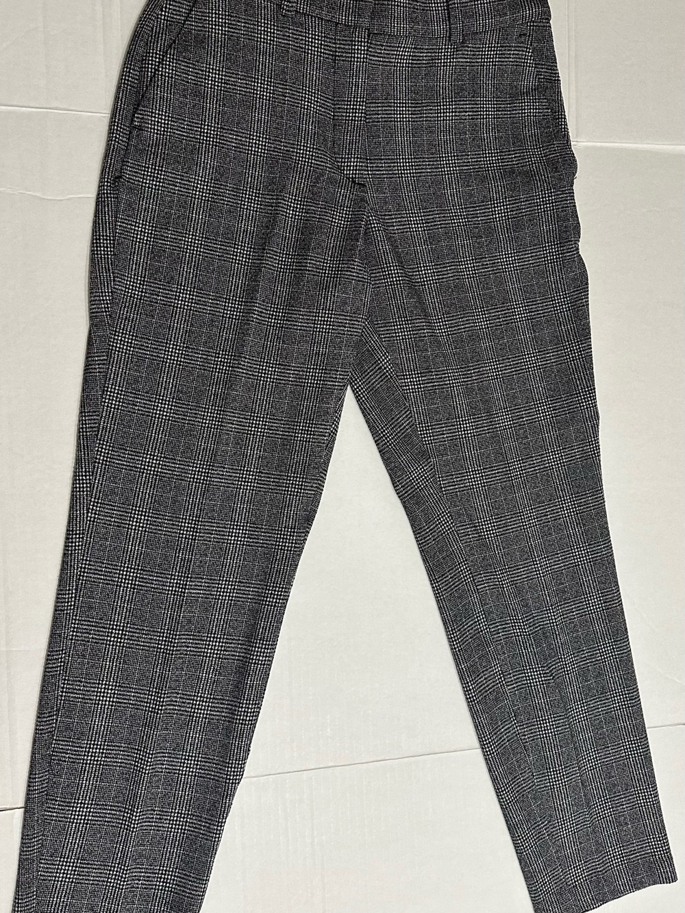 H&M Women's Gray Plaid Tailored Pants